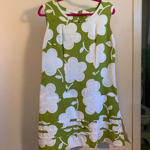 Fabulous vintage, sleeveless sundress.